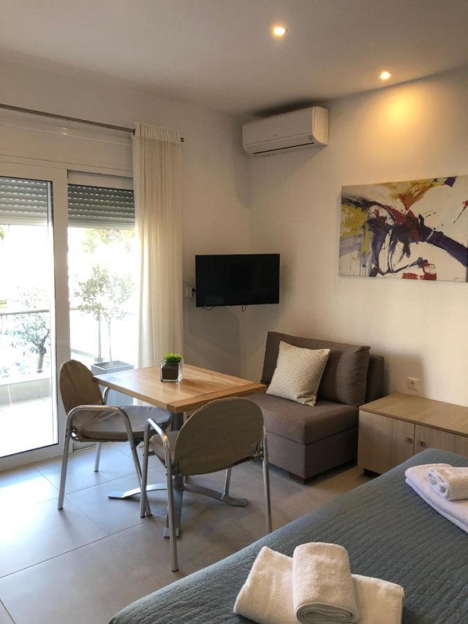 Vanessa House Luxury Apartments Skiathos Exterior photo