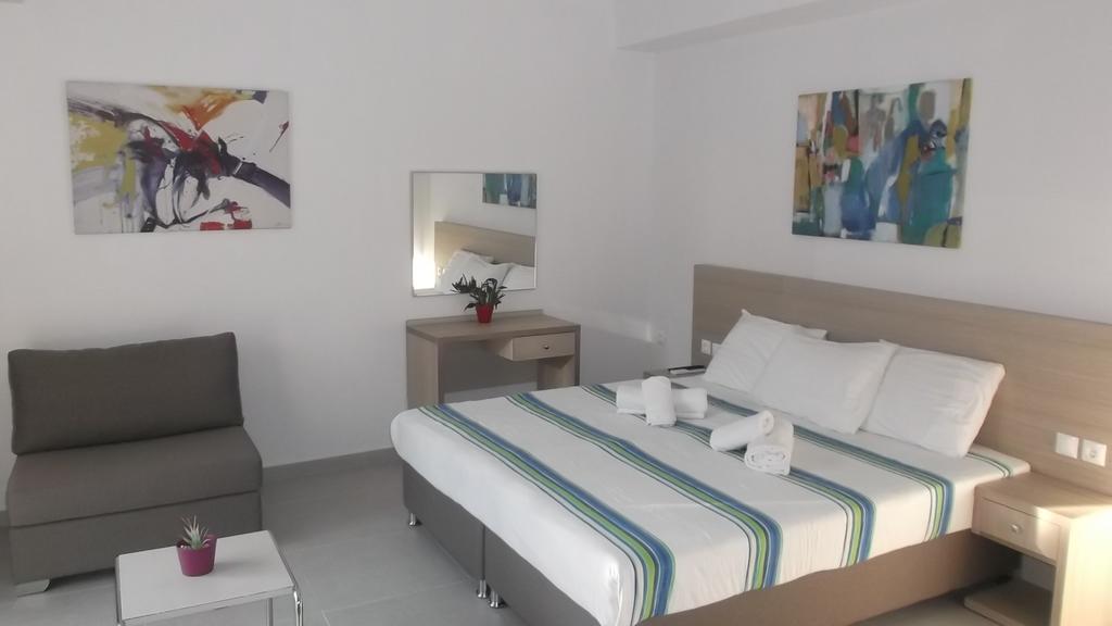 Vanessa House Luxury Apartments Skiathos Exterior photo