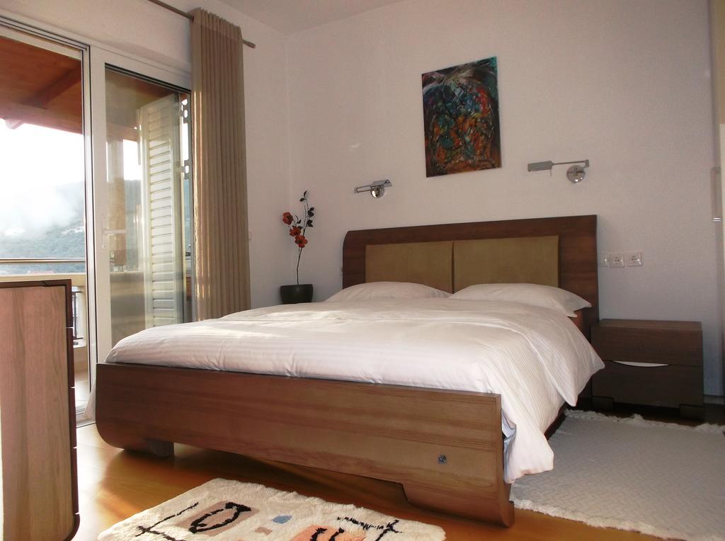 Vanessa House Luxury Apartments Skiathos Exterior photo